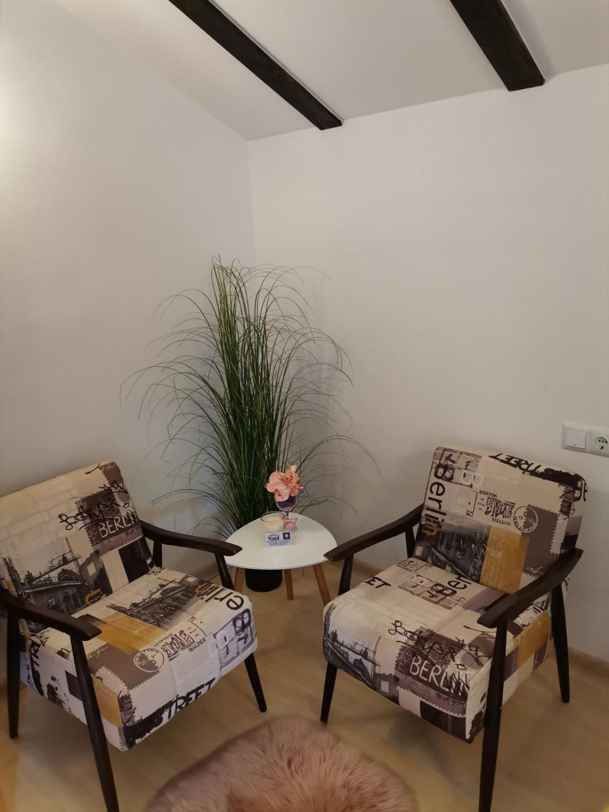 Naid Apartmani كولين فاكوف الغرفة الصورة